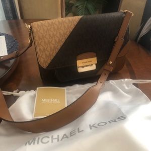 Michael Kors Leather Shoulder Bag